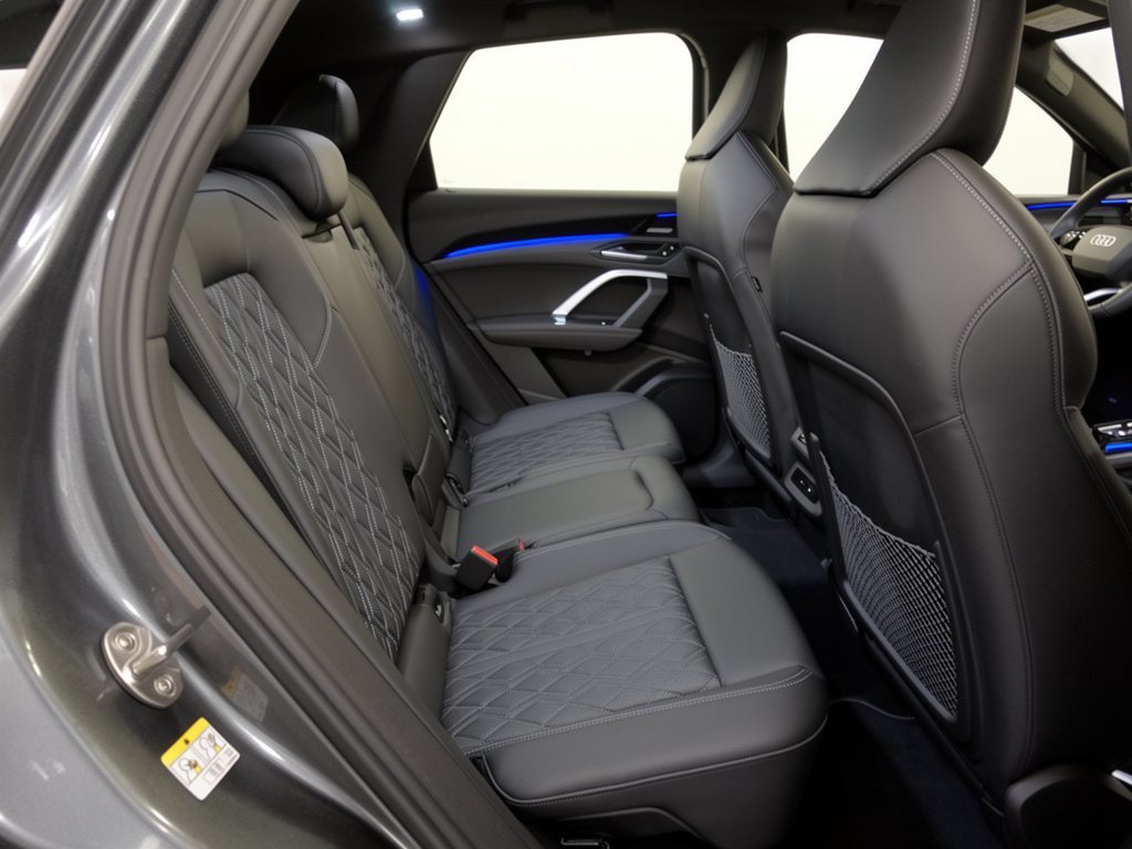 Certified 2025 Audi SQ5 Premium Plus AWD/4WD image 29