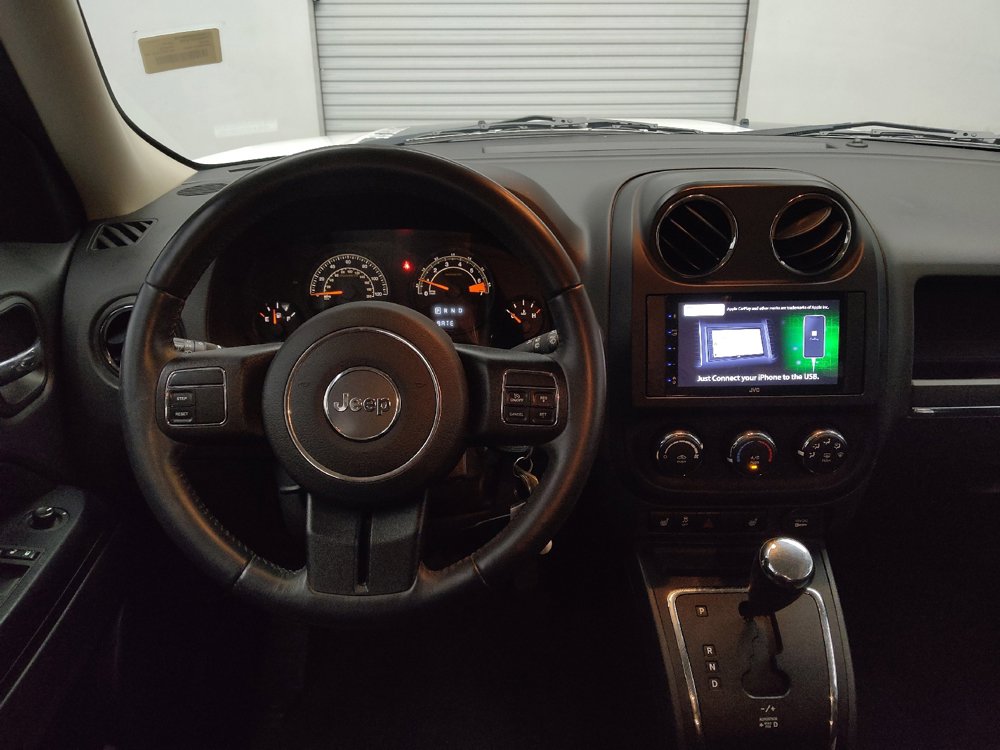 Used 2016 Jeep Patriot Sport w/ Power Value Group FWD image 22