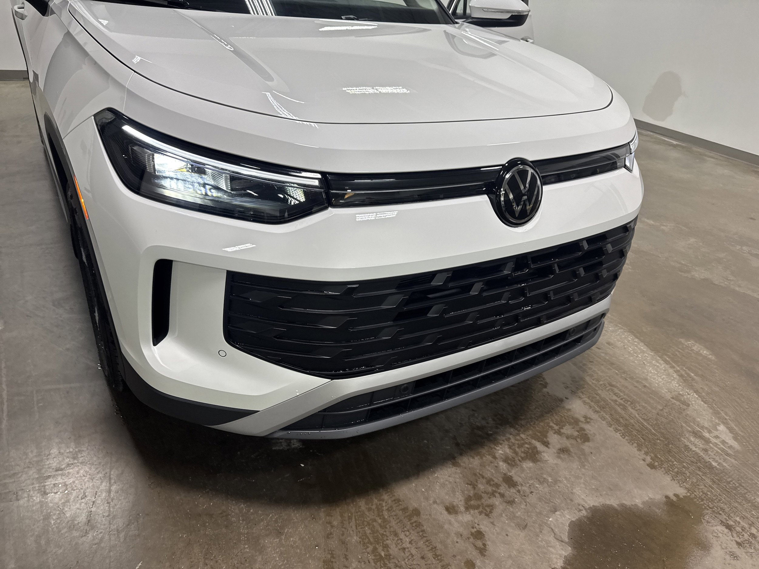 New 2026 Volkswagen Tiguan SE AWD/4WD image 42