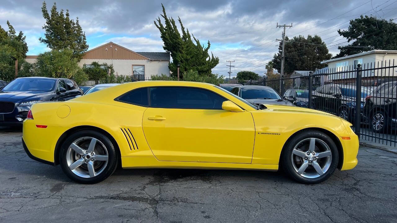 Used 2015 Chevrolet Camaro LT w/ 1LT Preferred Package image 7