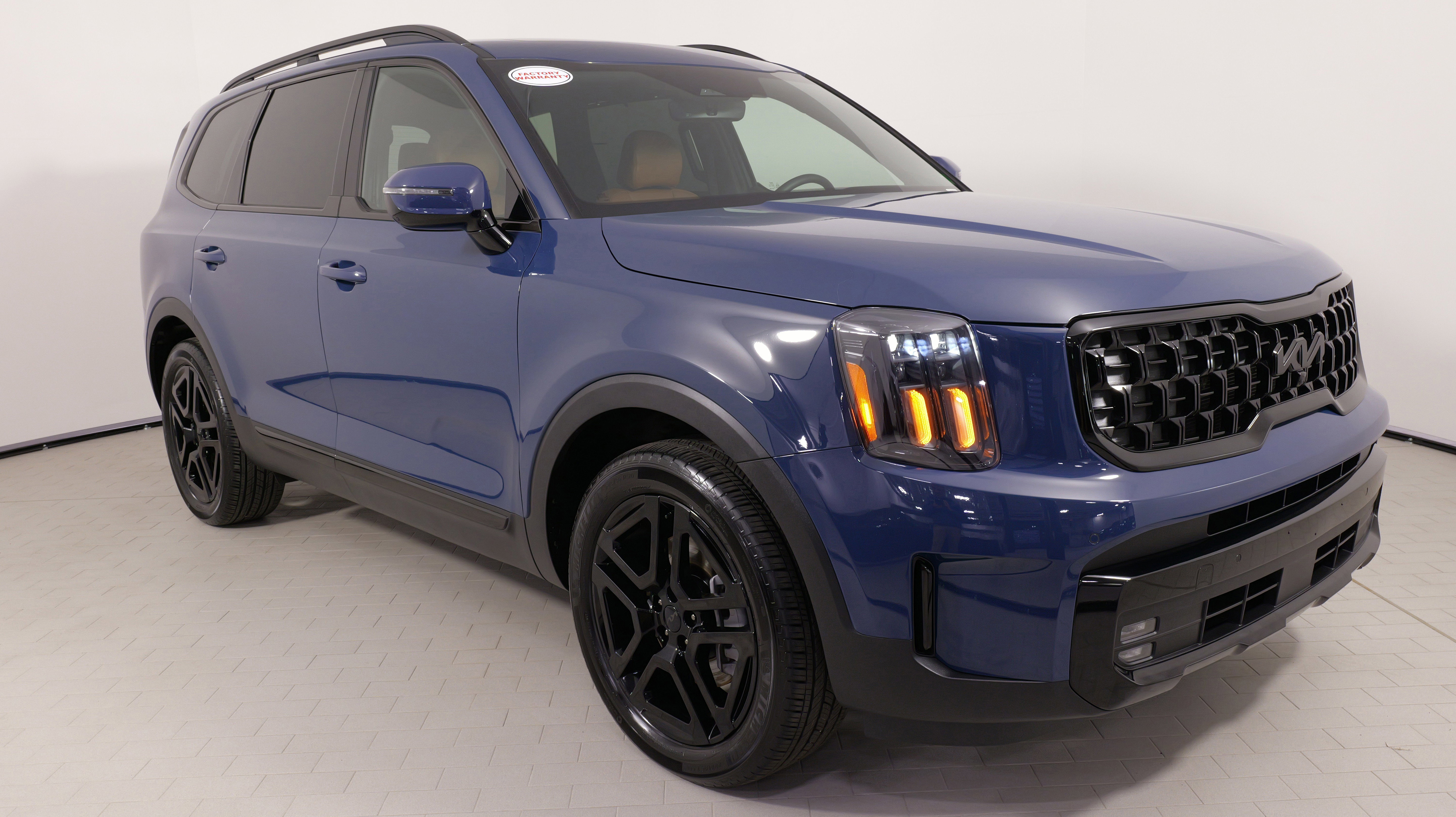 Used 2025 Kia Telluride SX X-Line image 9