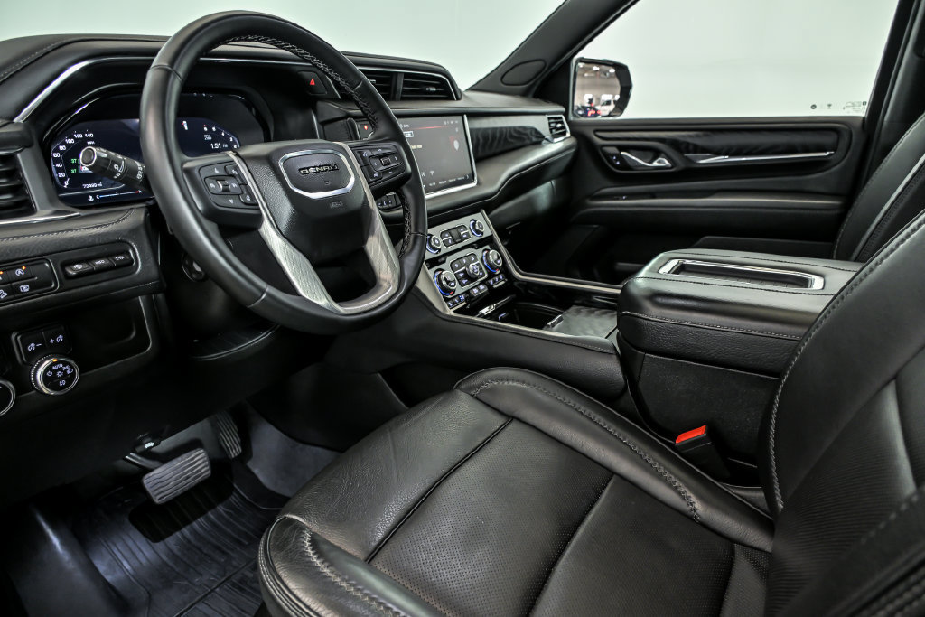 Used 2023 GMC Yukon Denali AWD/4WD image 12