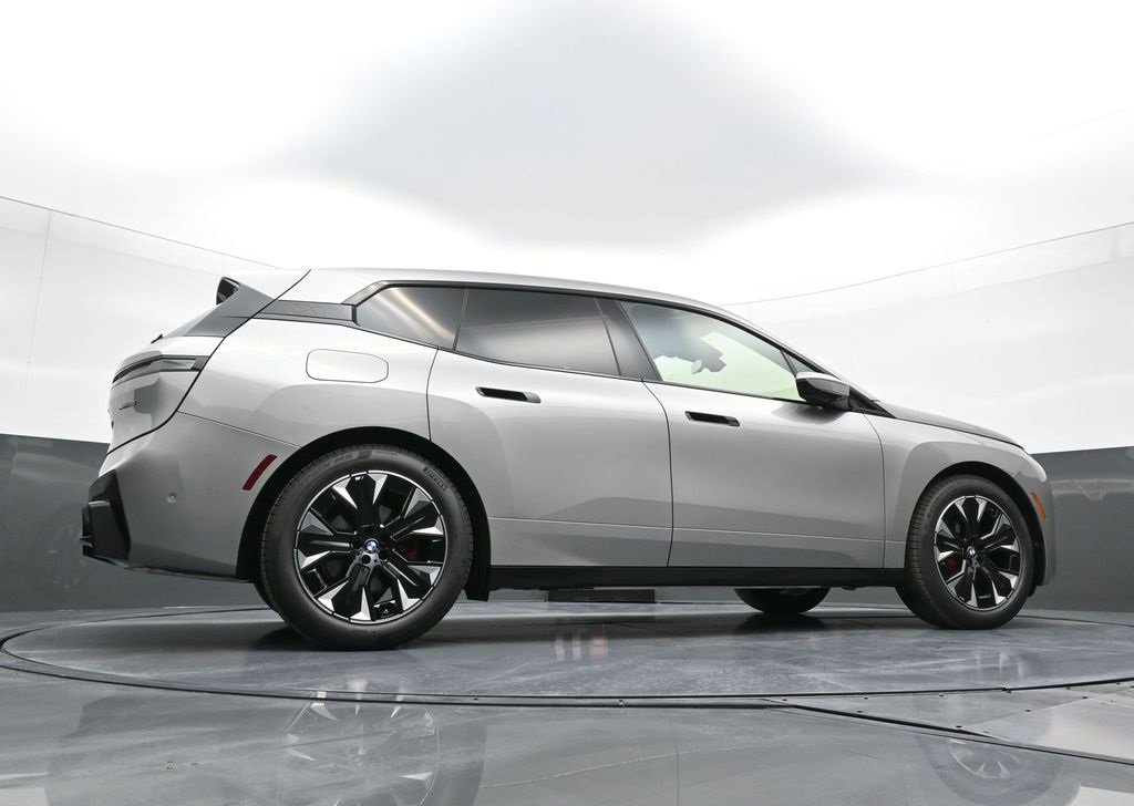 New 2026 BMW iX xDrive60 w/ M Sport Package image 31