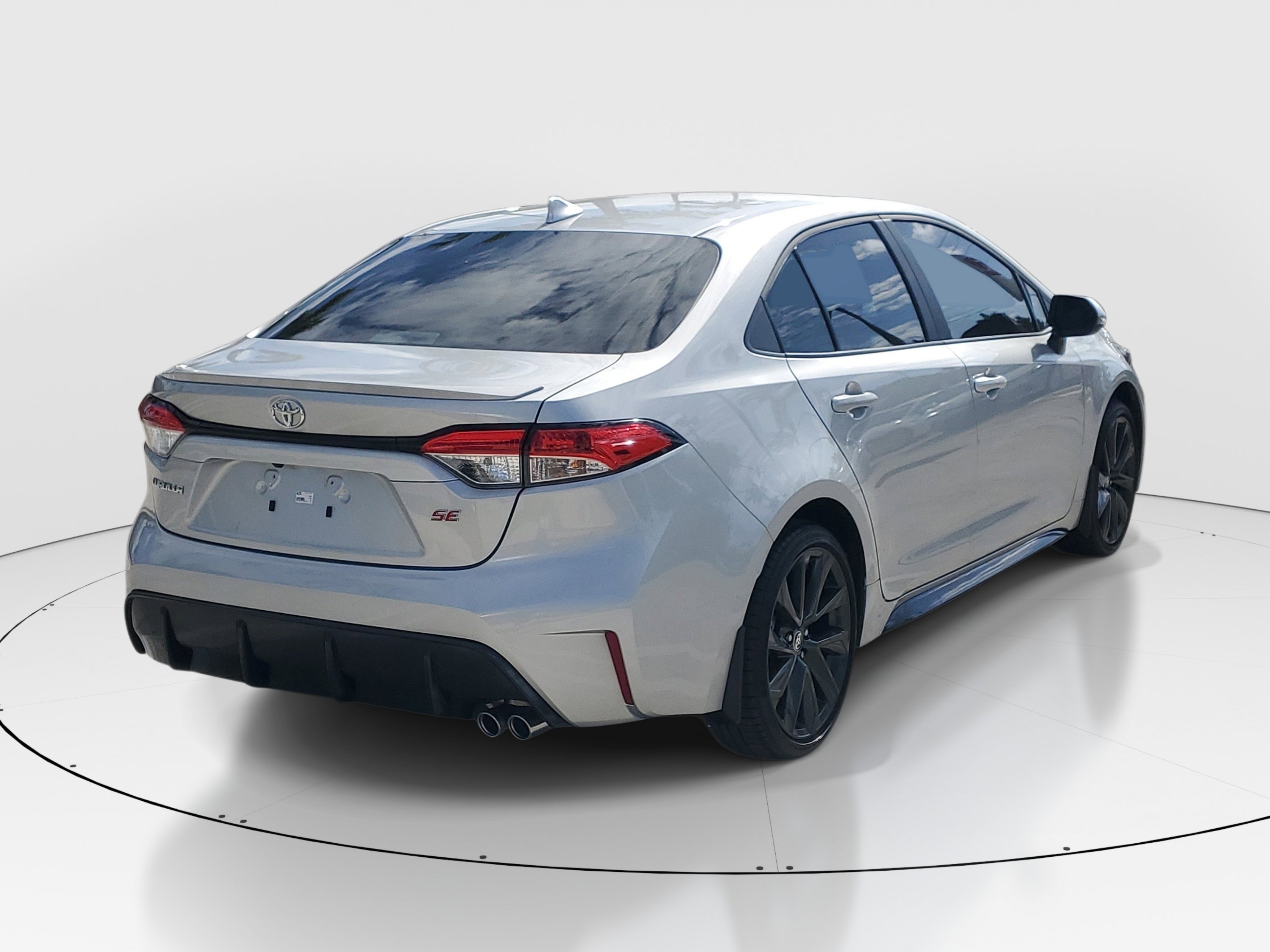 Certified 2026 Toyota Corolla SE FWD image 3