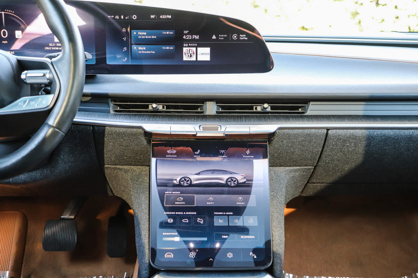 Used 2023 Lucid Air Touring AWD/4WD image 14