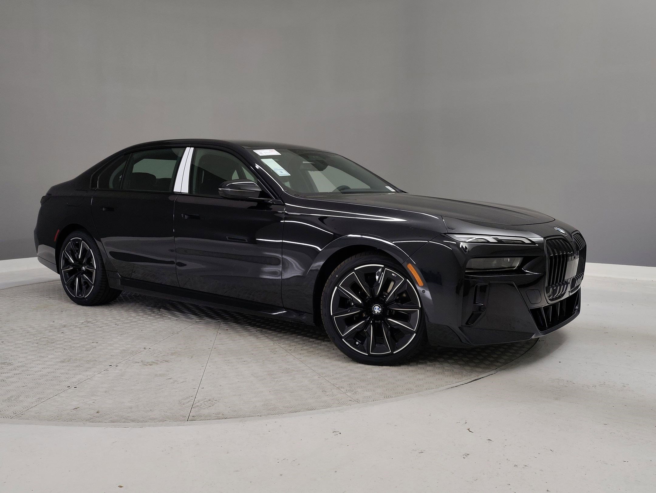 New 2025 BMW 760i xDrive image 25
