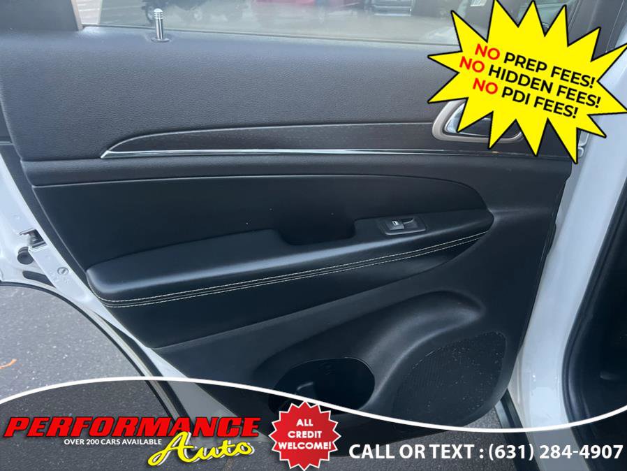 Used 2017 Jeep Grand Cherokee Limited w/ Luxury Group II image 29