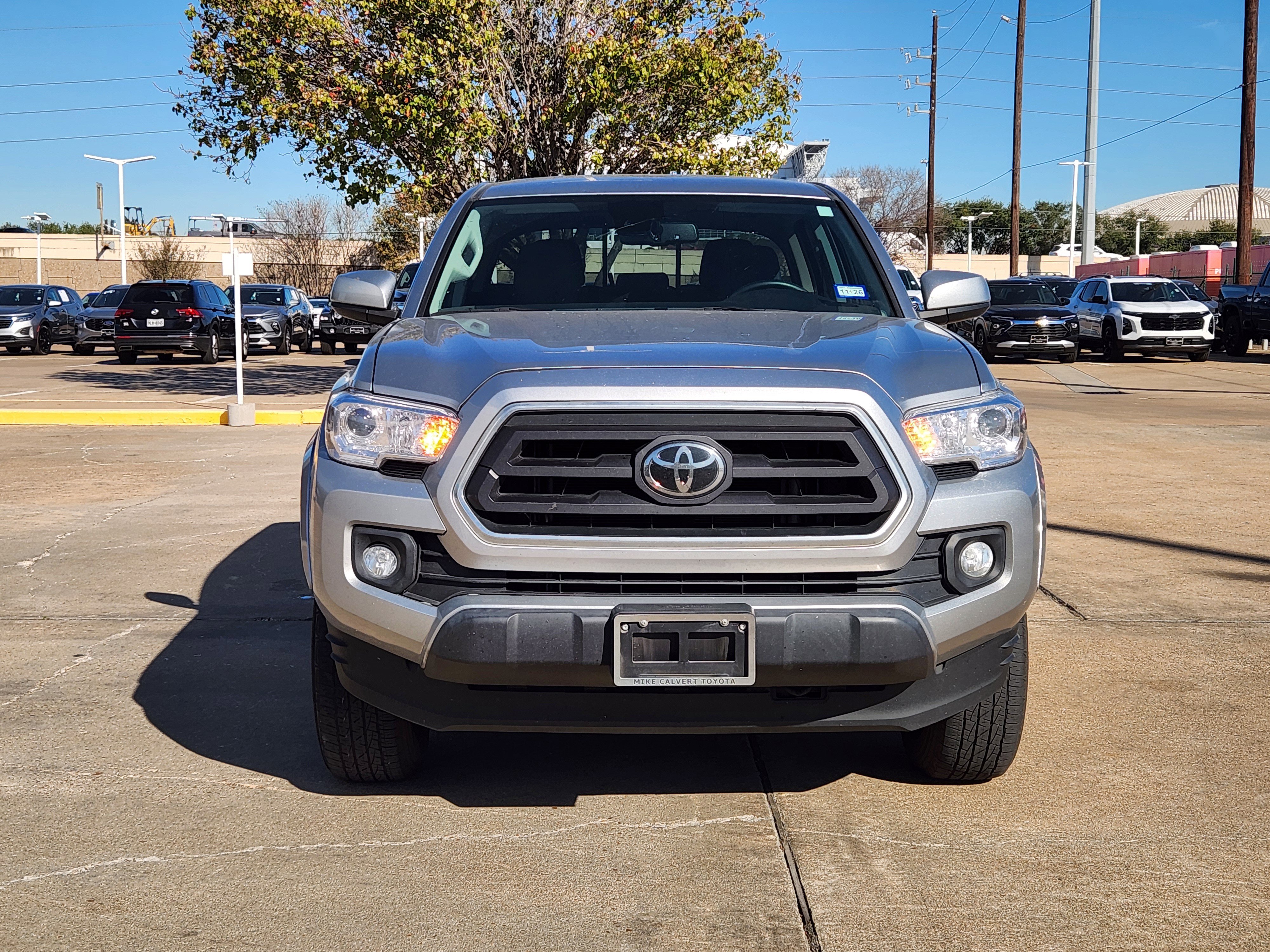 Used 2023 Toyota Tacoma SR5 image 3
