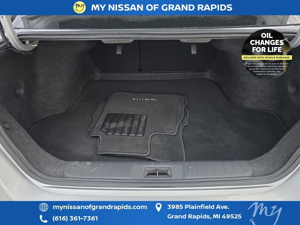 Used 2022 Nissan Sentra SV w/ Trunk Package image 34