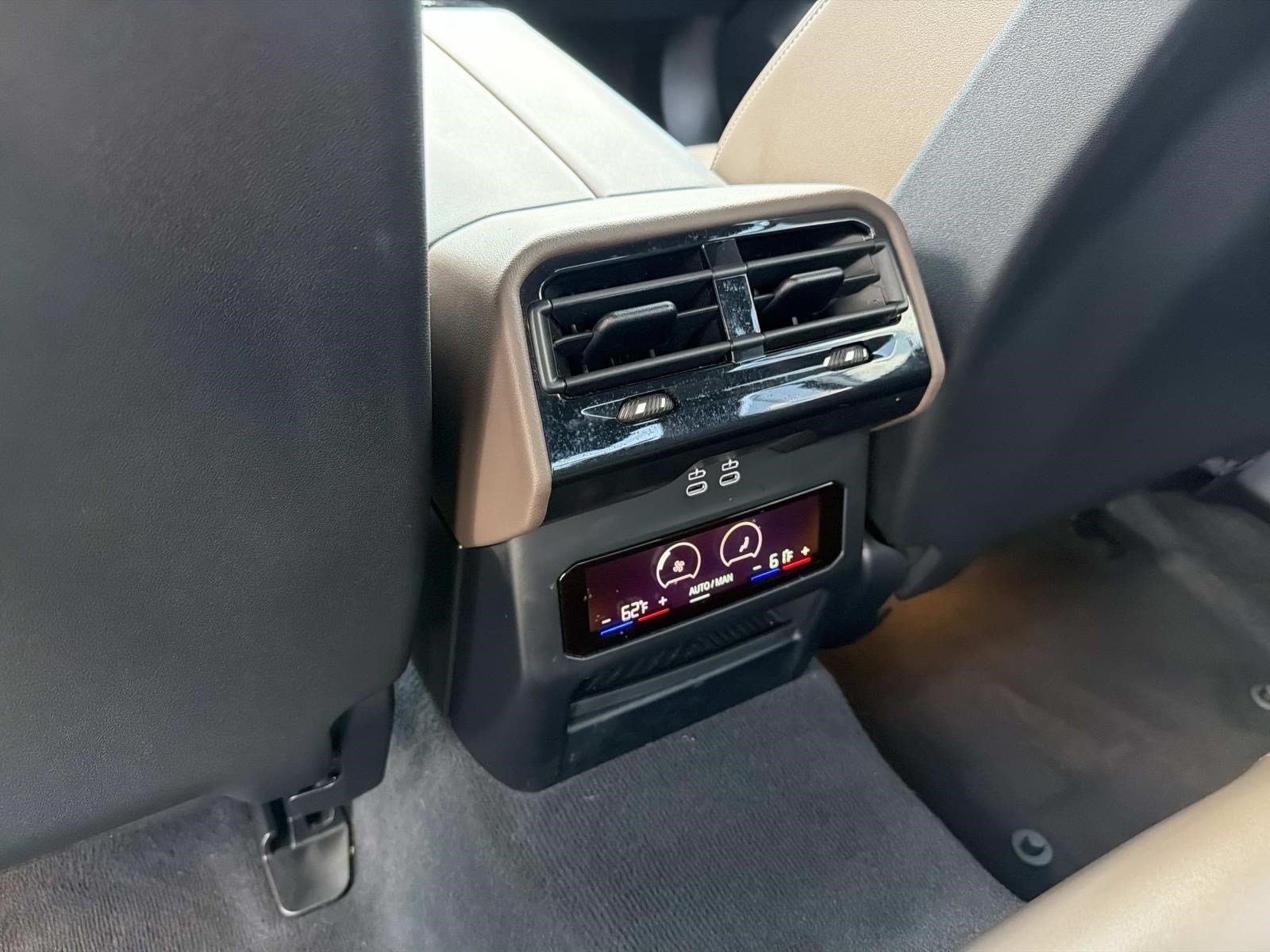 Used 2026 BMW 540i xDrive AWD/4WD image 16