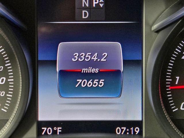 Used 2019 Mercedes-Benz GLC 300 4MATIC image 32