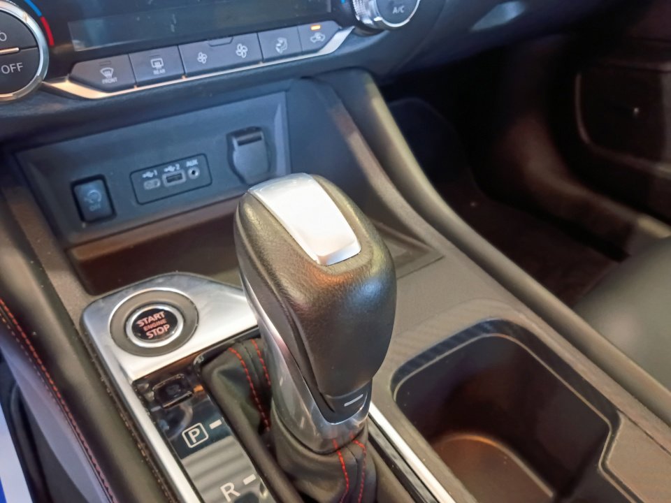 Used 2024 Nissan Sentra SR w/ SR Premium Package FWD image 20