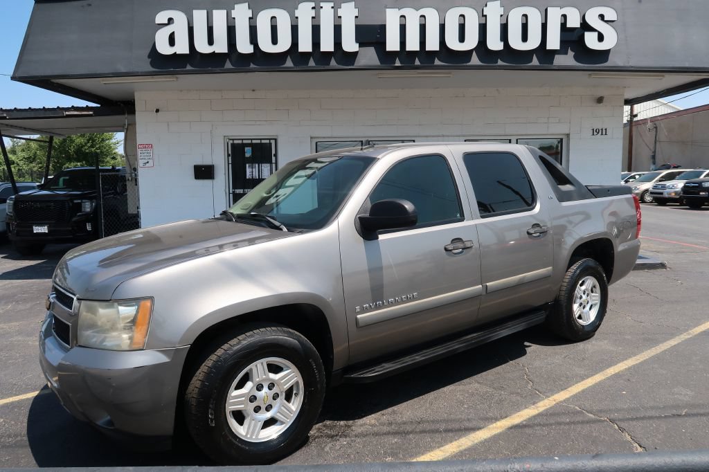 Used 2007 Chevrolet Avalanche LS RWD image 1