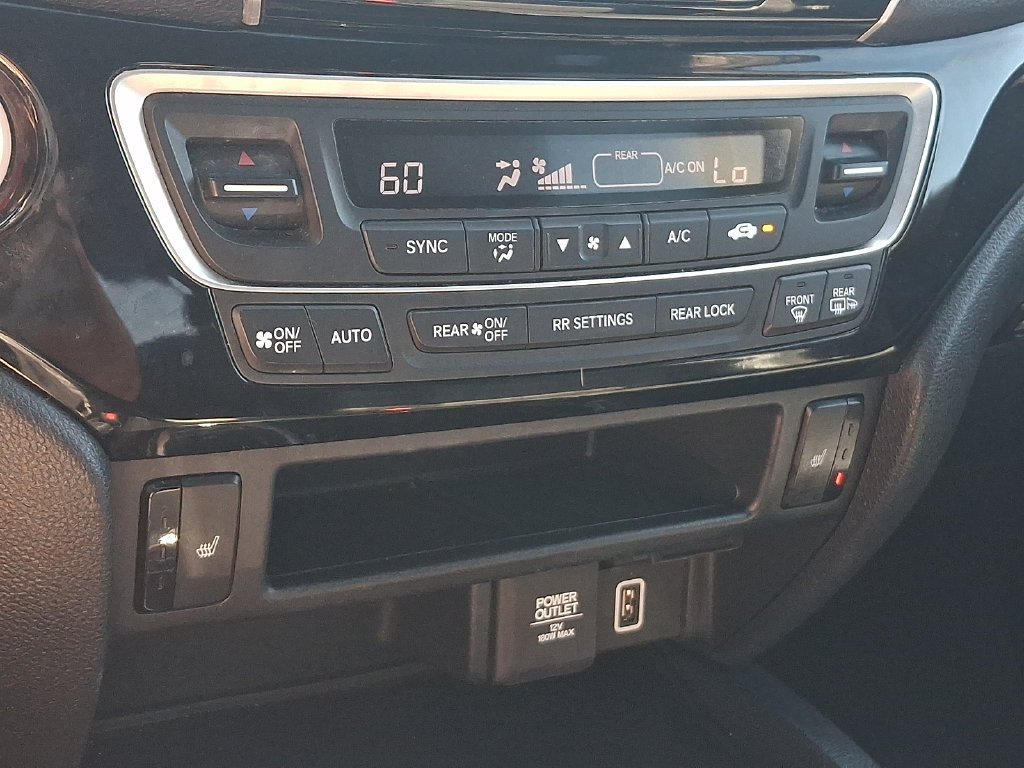 Used 2020 Honda Passport Touring image 18