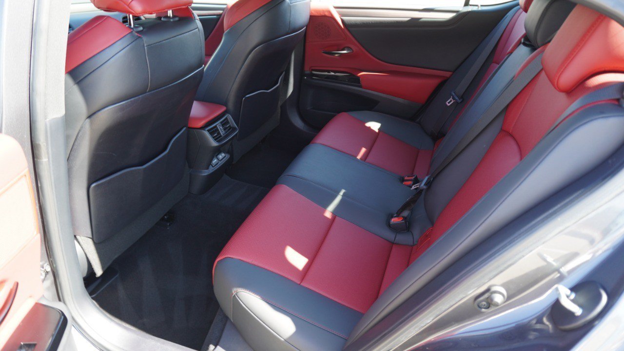 Certified 2024 Lexus ES 350 F Sport w/ Accessory Package (Z2) FWD image 32