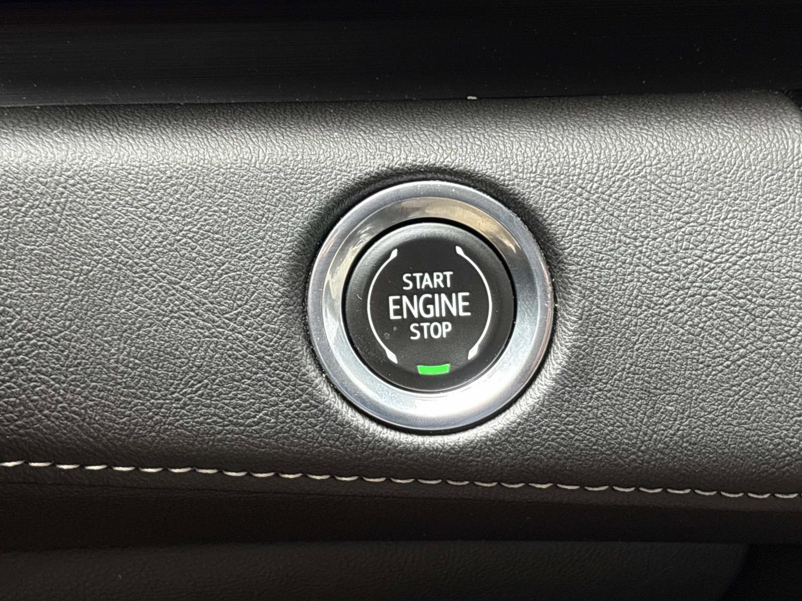 Used 2022 Cadillac Escalade Sport w/ Touring Package AWD/4WD image 23