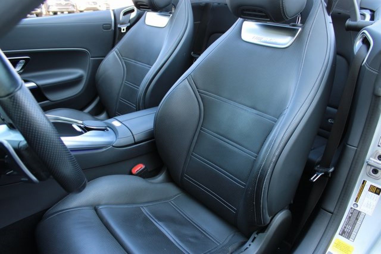 Used 2022 Mercedes-Benz SL 55 AMG 4MATIC image 11