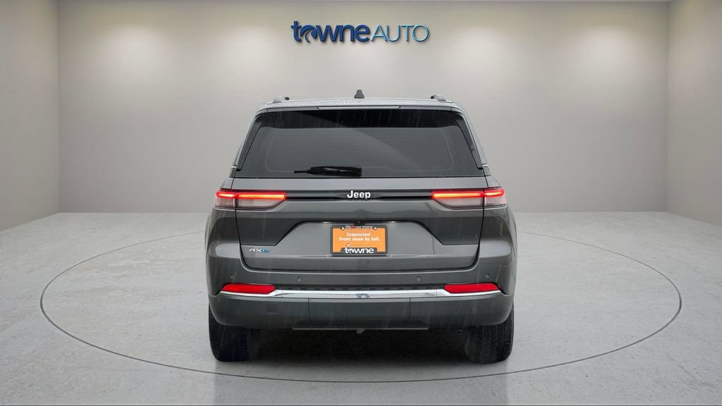 Used 2022 Jeep Grand Cherokee Limited 4xe AWD/4WD image 4