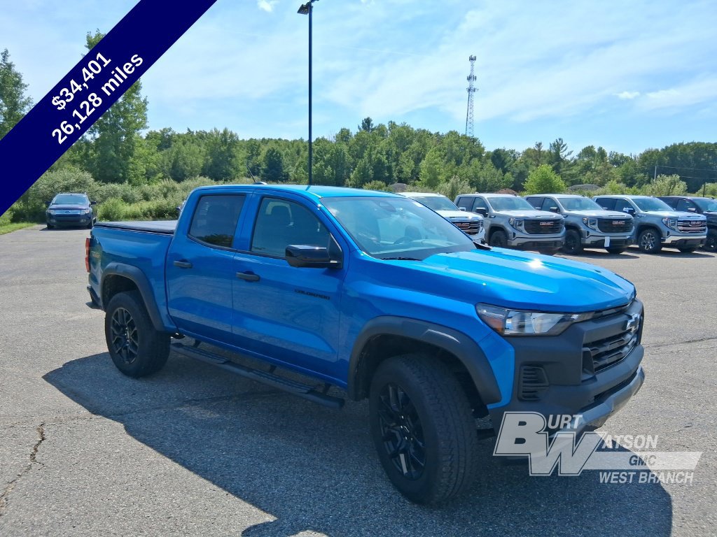 Used 2023 Chevrolet Colorado Trail Boss w/ LPO, Dark Essentials Package AWD/4WD image 9