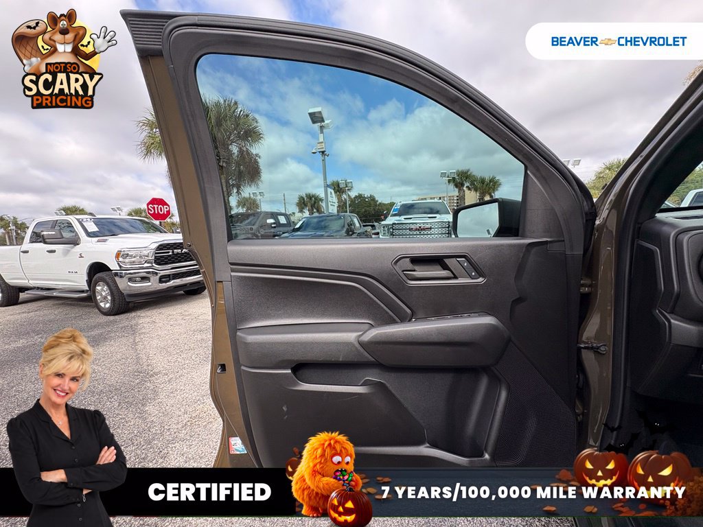 Used 2024 Chevrolet Colorado Trail Boss w/ Advanced Trailering Package AWD/4WD image 32