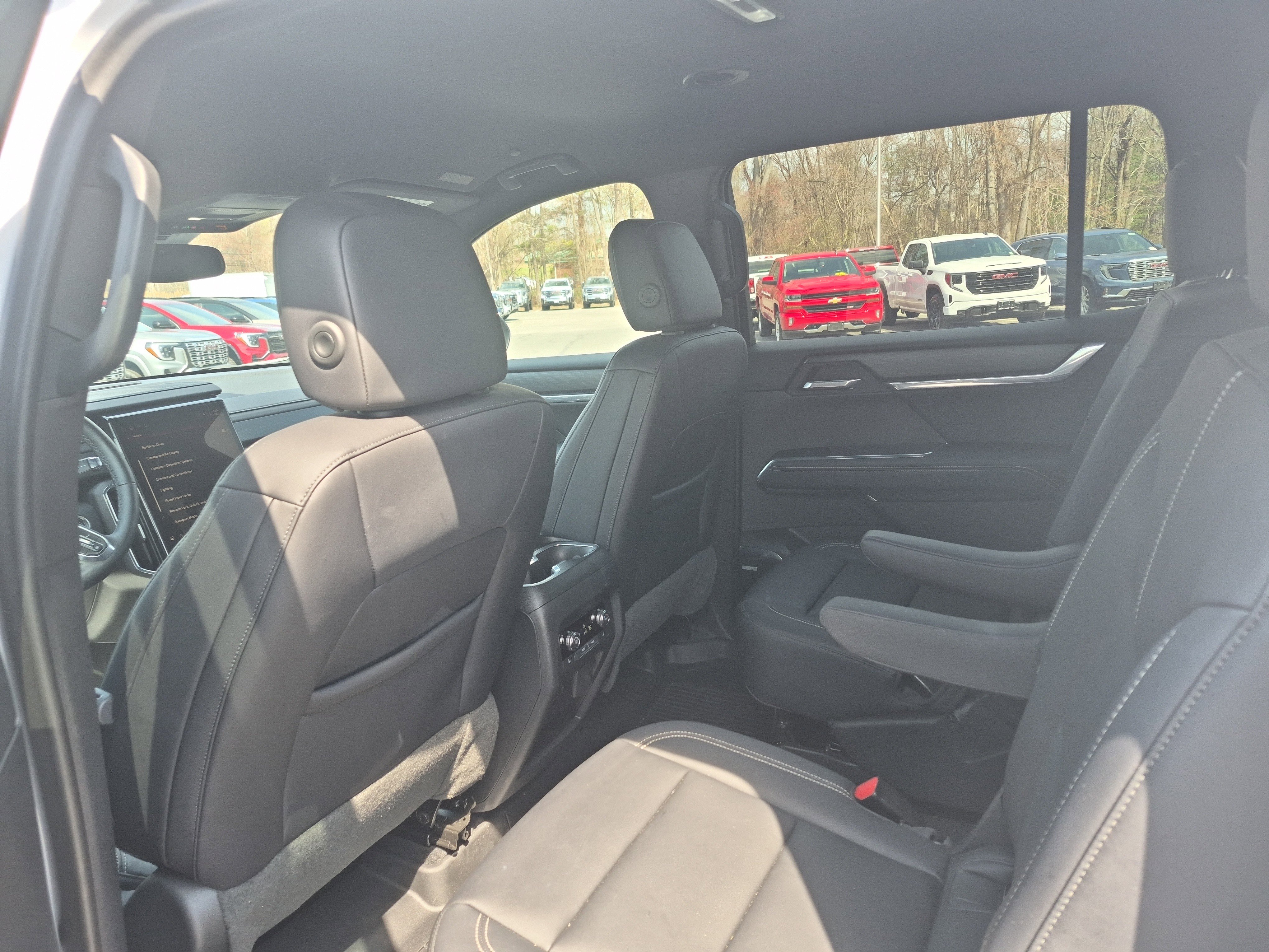 Certified 2024 GMC Acadia Elevation w/ Luxury Package AWD/4WD image 12