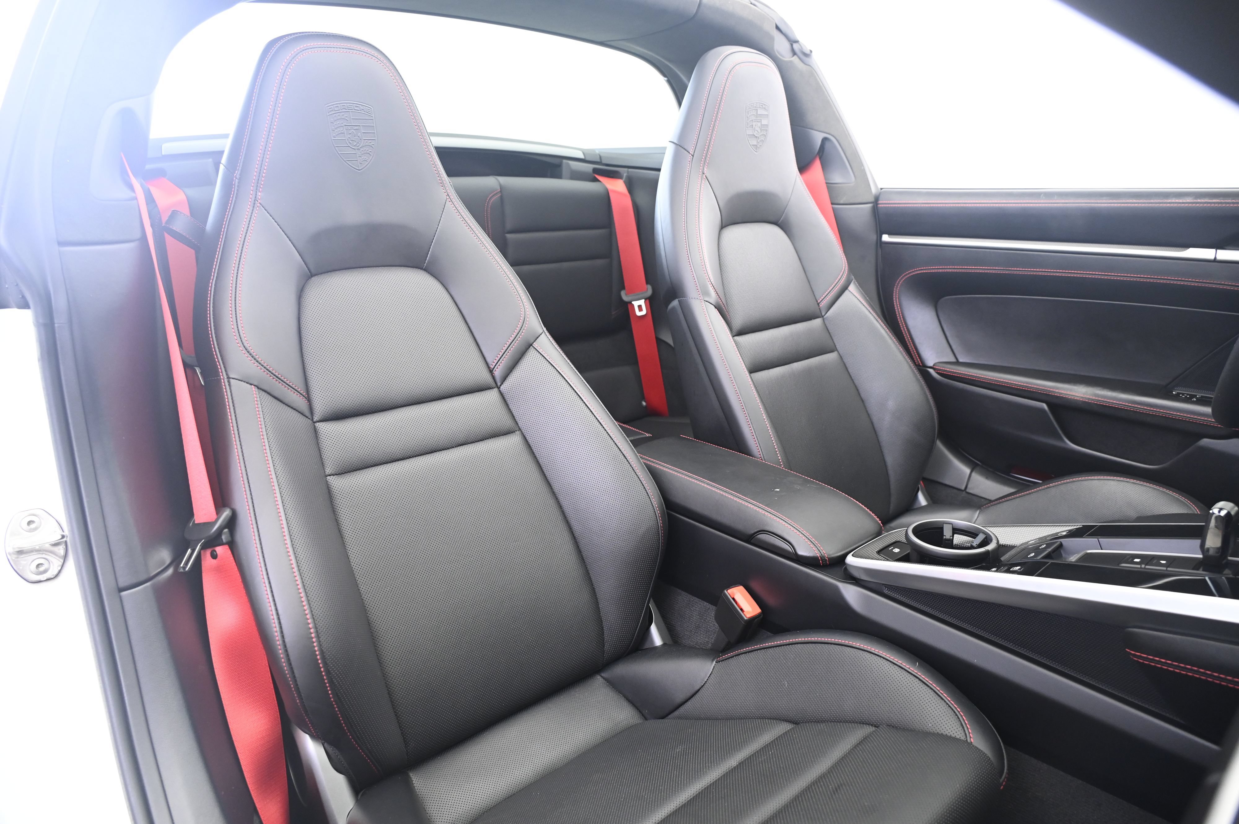 Certified 2024 Porsche 911 Targa 4S AWD/4WD image 23