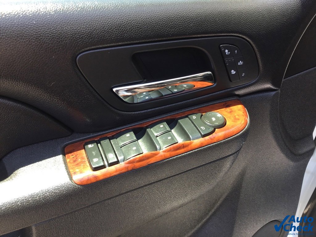 Used 2011 Chevrolet Silverado 3500 LTZ w/ Snow Plow Prep Package image 26