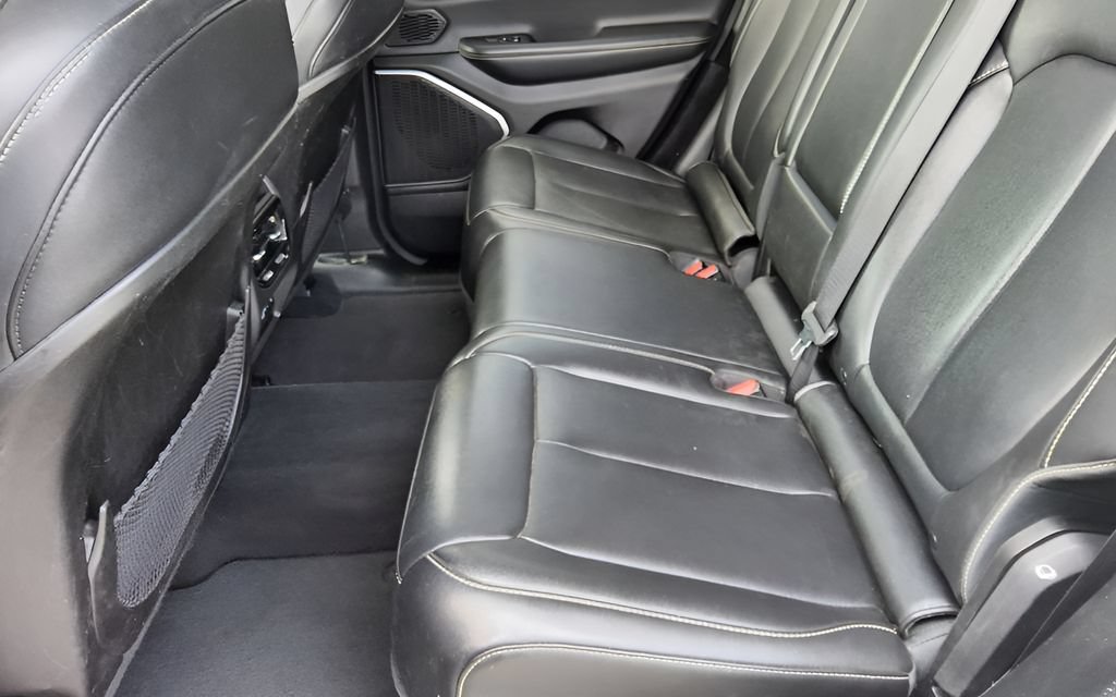 Used 2023 Jeep Grand Cherokee 4WD 4xe image 26