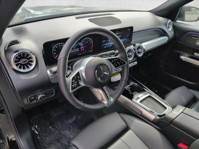 New 2025 Mercedes-Benz GLB 250 image 3