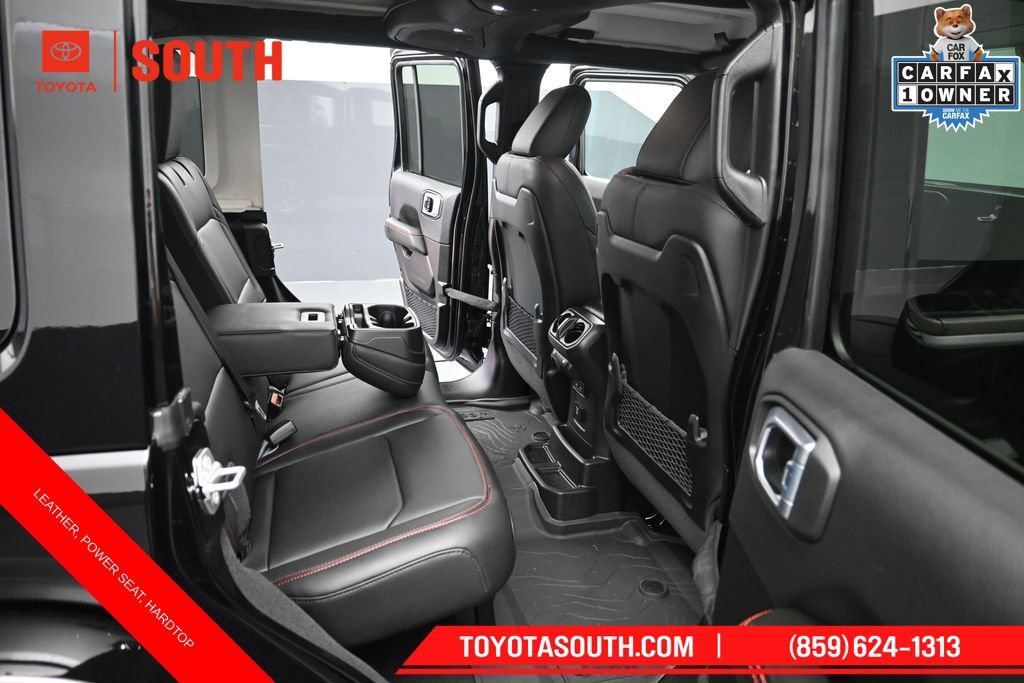 Used 2026 Jeep Wrangler Unlimited Rubicon AWD/4WD image 27