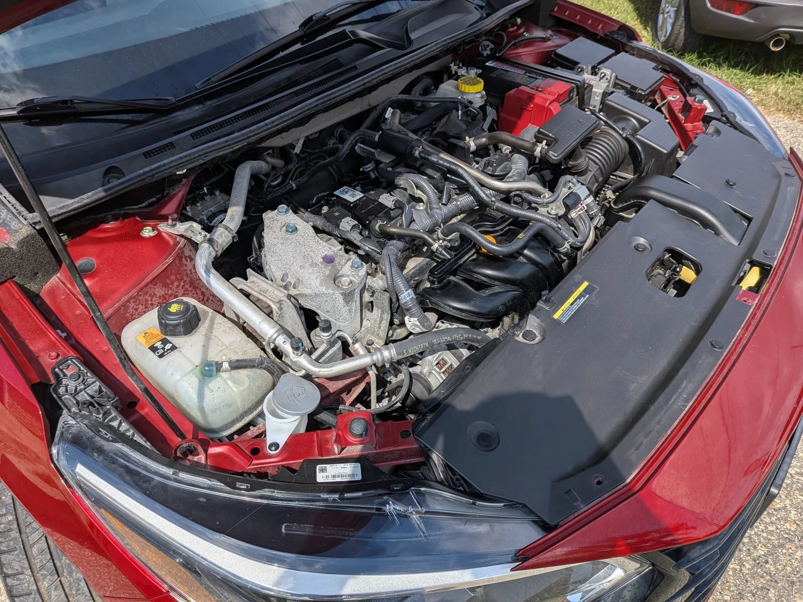 Used 2024 Nissan Sentra SV FWD image 18