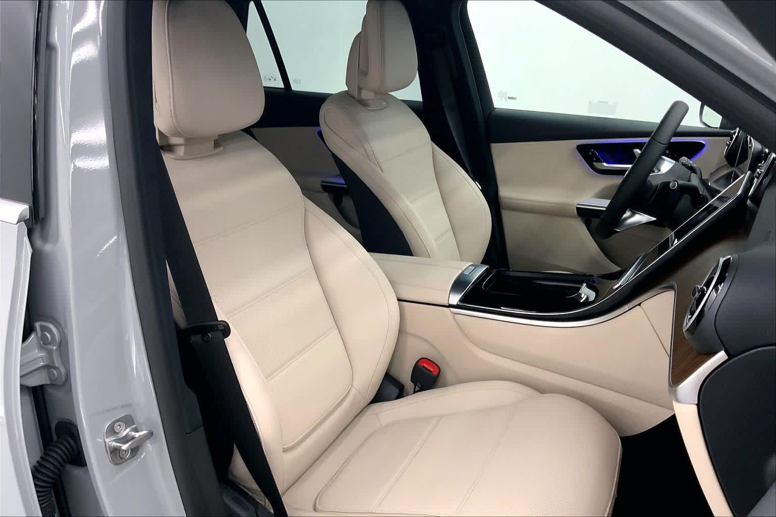 New 2027 Mercedes-Benz GLC 300 image 2