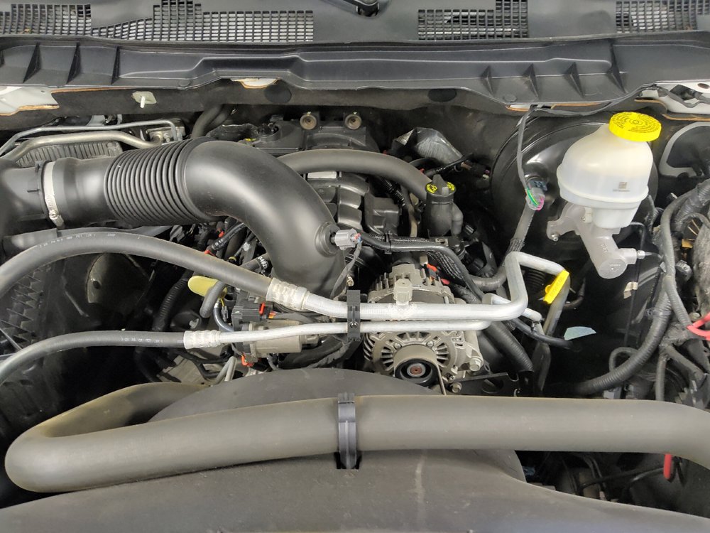 Used 2020 RAM 1500 Classic SLT AWD/4WD image 30