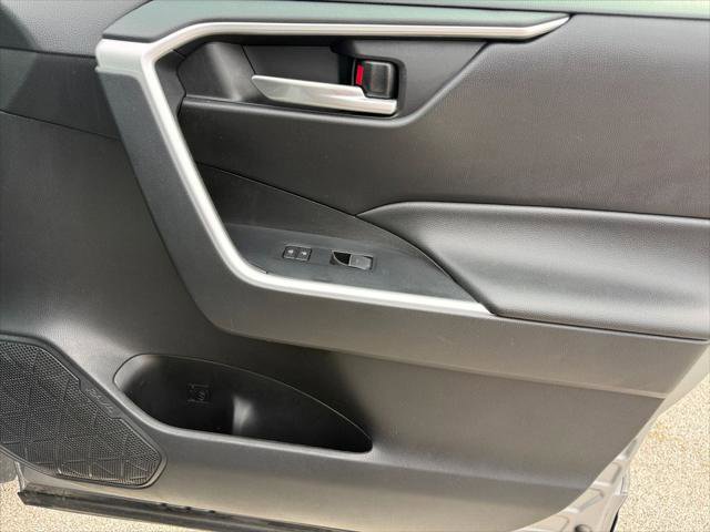 Certified 2024 Toyota RAV4 XLE FWD image 19