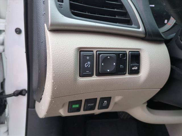 Used 2015 Nissan Sentra SV FWD image 13