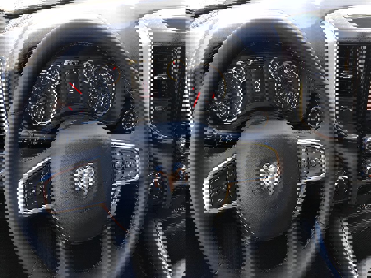 New 2026 RAM 1500 4x4 Crew Cab image 23