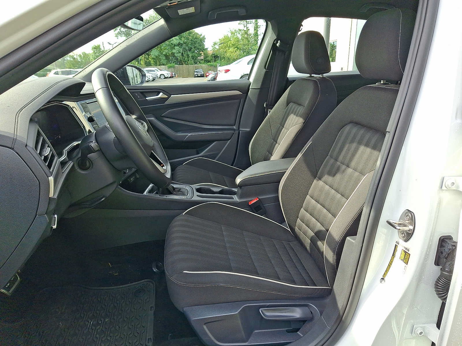 Used 2024 Volkswagen Jetta Sport FWD image 12