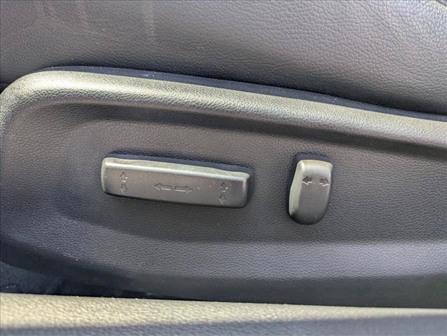Used 2019 Honda Civic Touring image 11