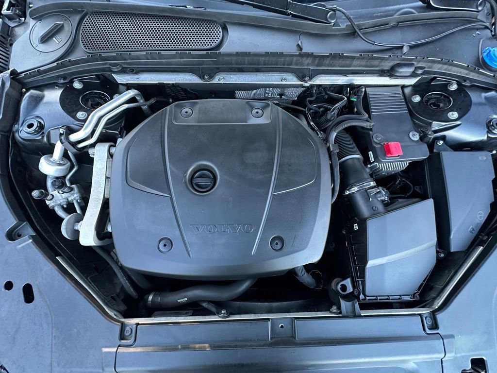 Used 2018 Volvo V90 T5 Cross Country w/ Convenience Package image 29