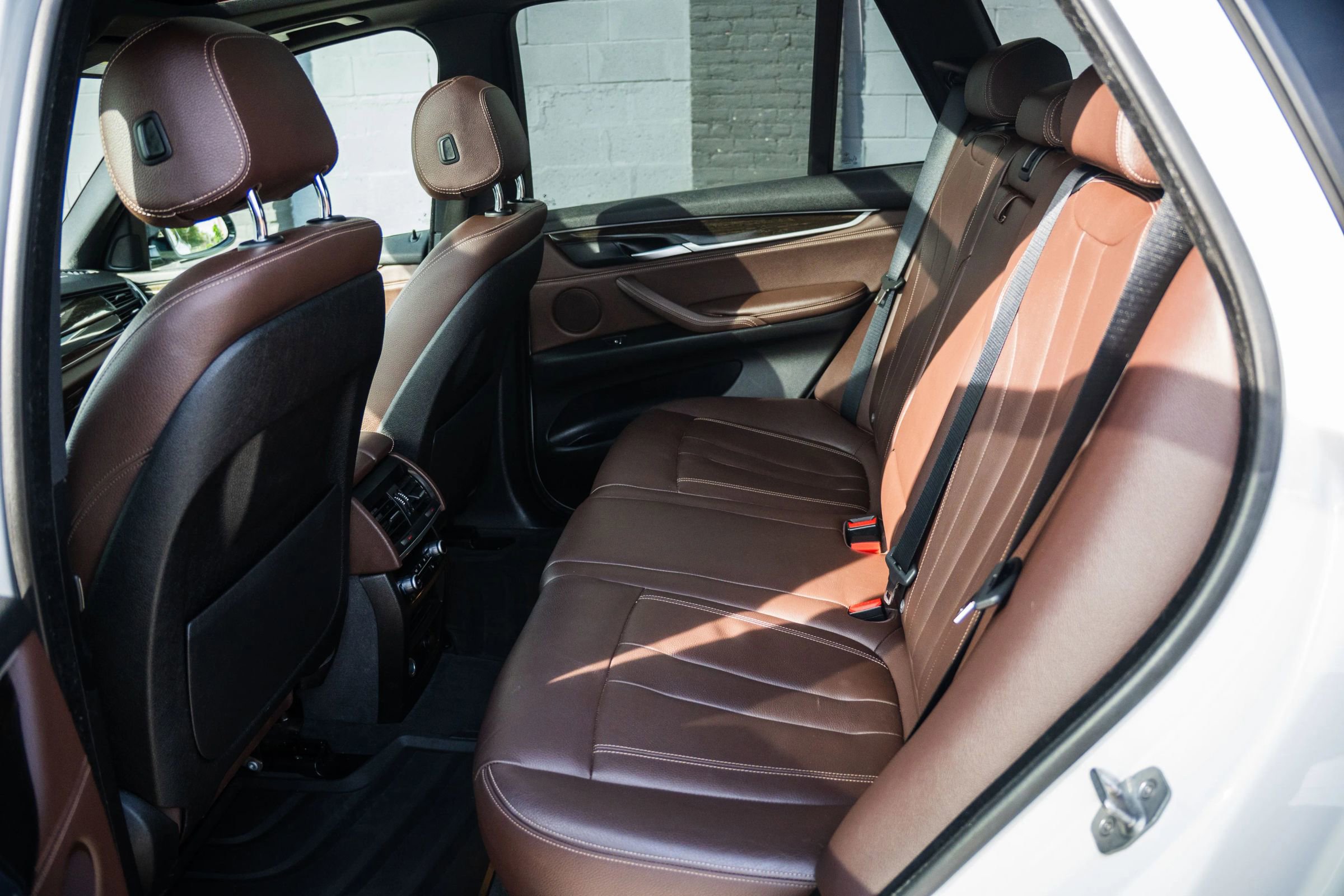 Used 2018 BMW X5 xDrive35i w/ Driving Assistance Package image 23