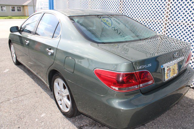 Used 2005 Lexus ES 330 FWD image 6