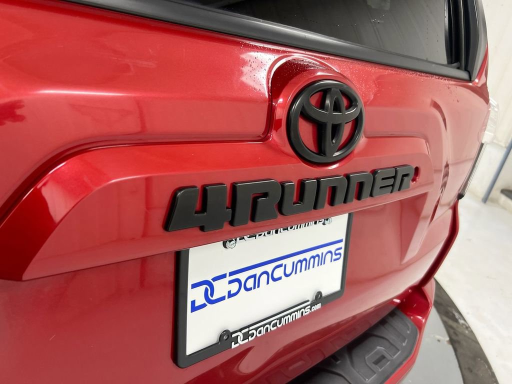 Used 2014 Toyota 4Runner SR5 Premium image 27