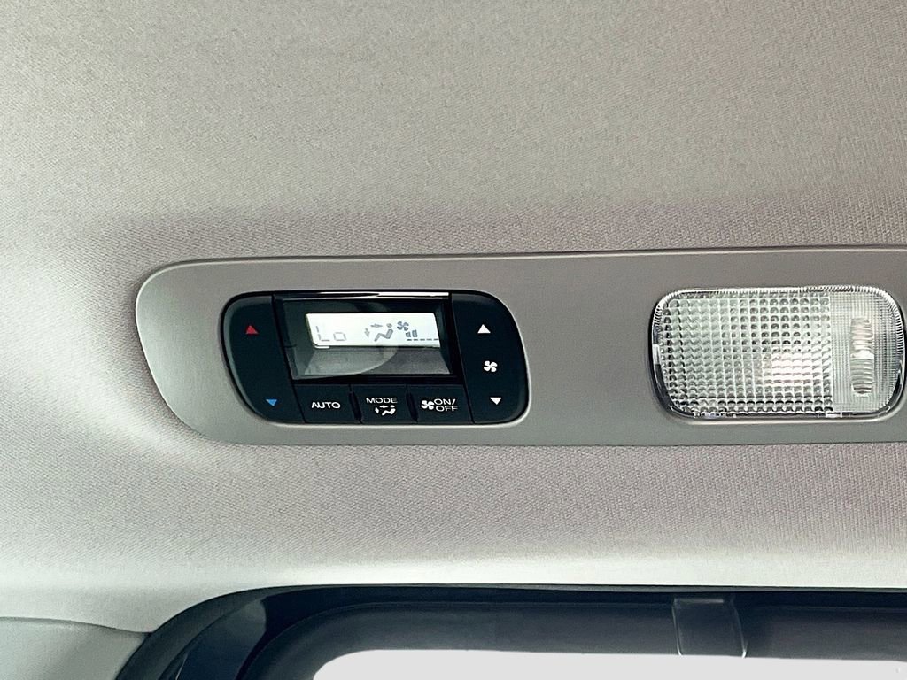 Used 2024 Honda Odyssey Touring image 27