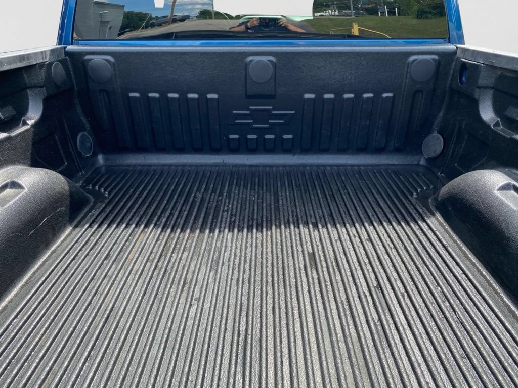 Certified 2018 Chevrolet Silverado 1500 LT w/ All Star Edition AWD/4WD image 13