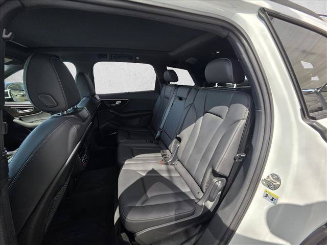 Certified 2025 Audi Q7 3.0T Premium Plus w/ Premium Plus Package AWD/4WD image 16