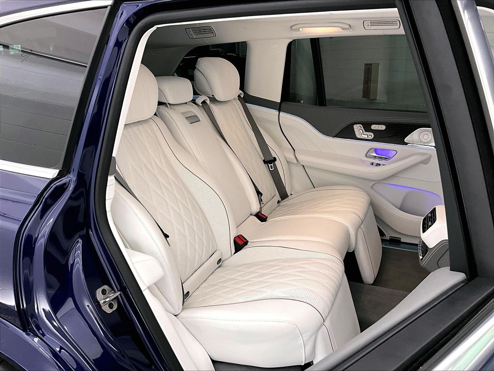 New 2026 Mercedes-Benz Maybach GLS 600 4MATIC image 14