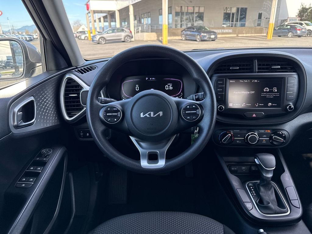 Certified 2023 Kia Soul LX w/ LX Technology Package image 21