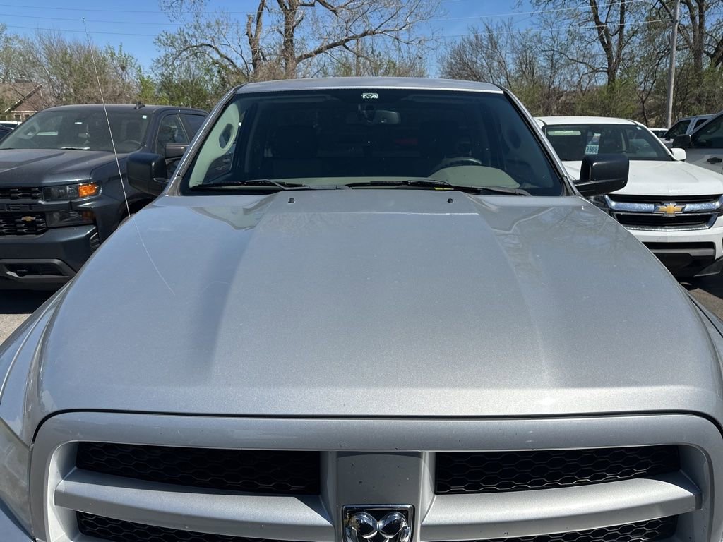 Used 2012 RAM 1500 Express RWD image 10