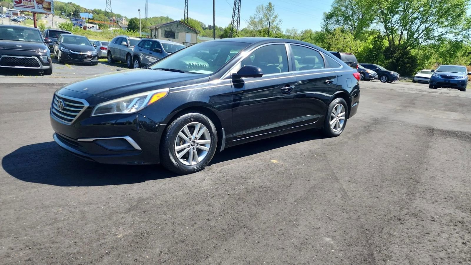 Used 2017 Hyundai Sonata SE image 9