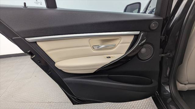 Used 2016 BMW 340i xDrive Sedan AWD/4WD image 16
